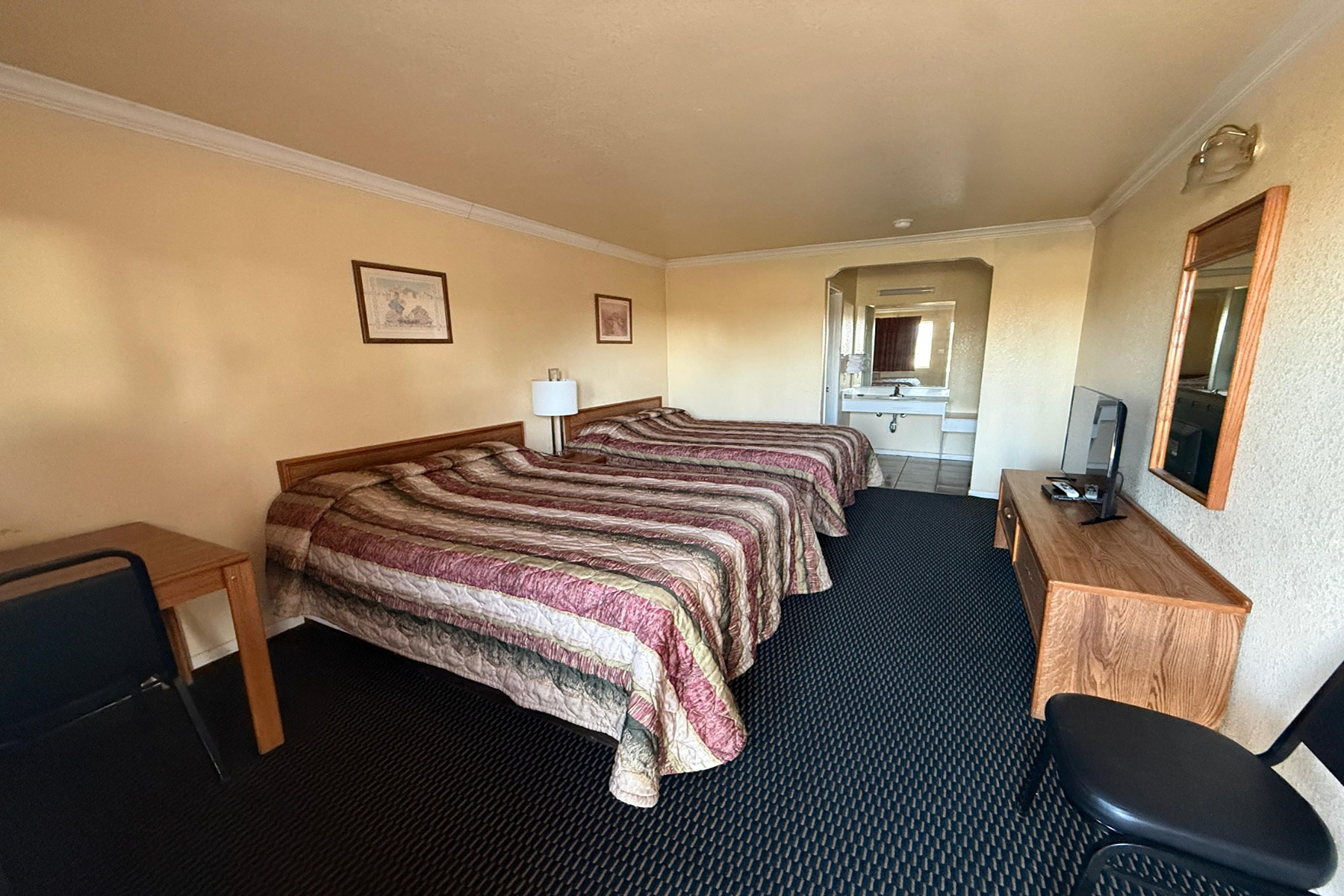 Modern Double Bed Retreat